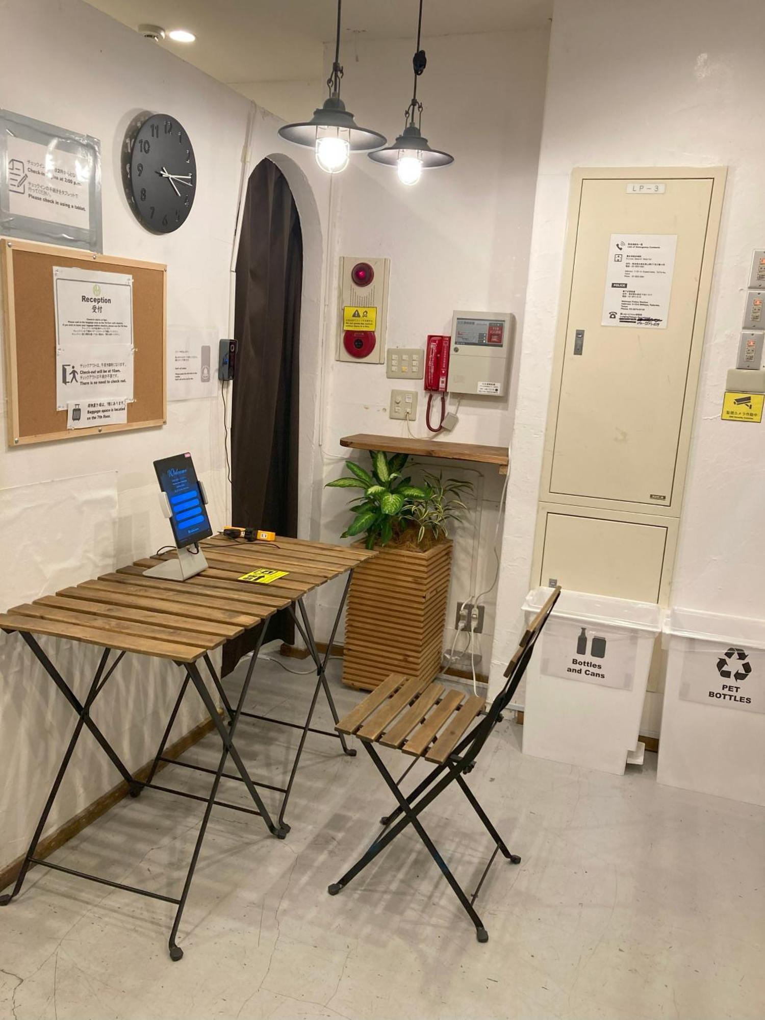 Hostel Lodging Tokyo Ueno Экстерьер фото